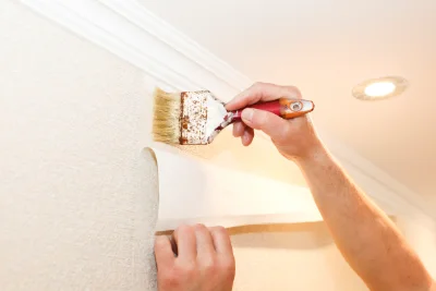 Pose de papier peint au Vaulmier — revêtements muraux et toiles de verre